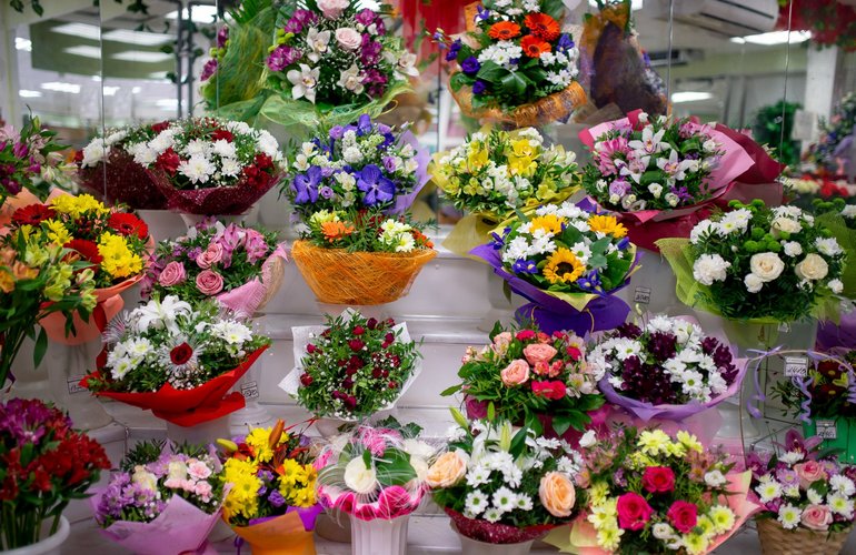 Перед открытием цветочного магазина необходимо определиться с его форматом